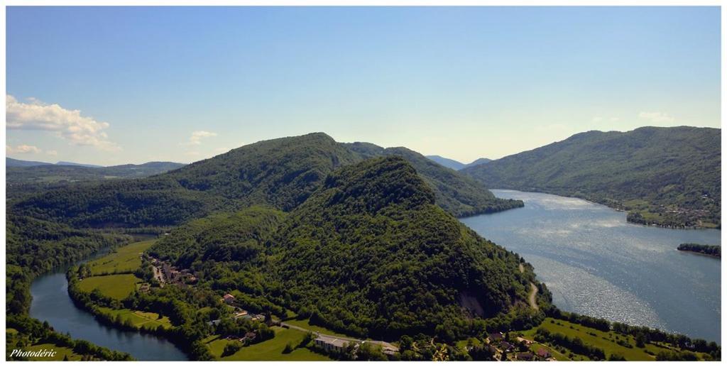 Joli Appartement Au Coeur D'Oyonnax Exteriér fotografie